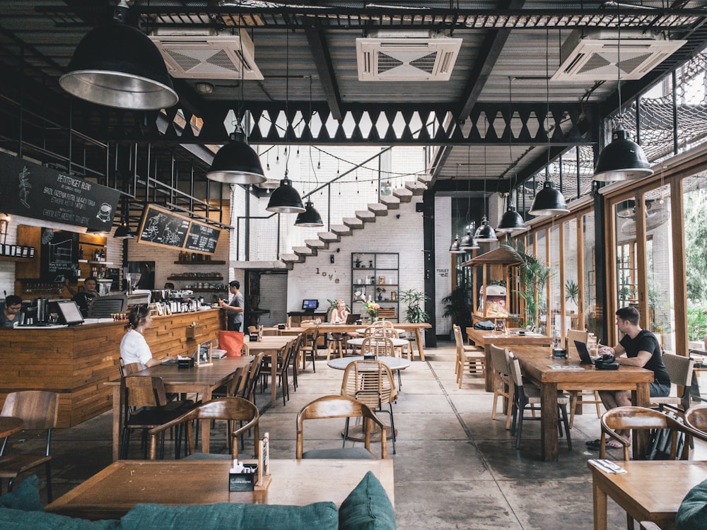 Cafeteria QR & WhatsApp Ordering System